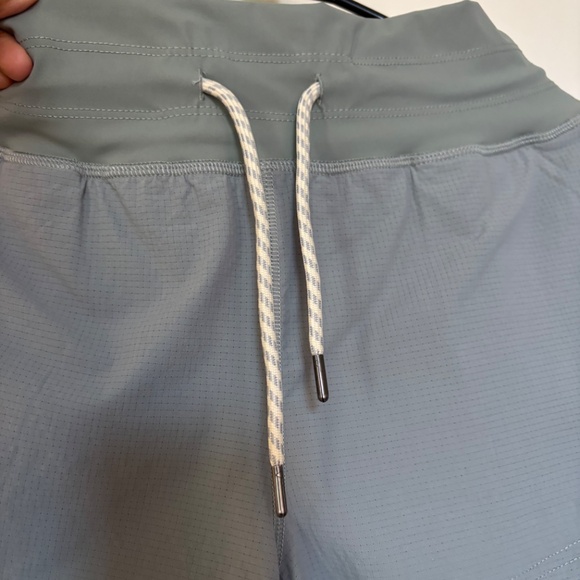 Vuori women’s Seabreeze Short Fern Size Small NWOT - Picture 4 of 9